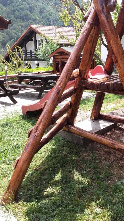 Pension Casa Natura Băile Herculane エクステリア 写真
